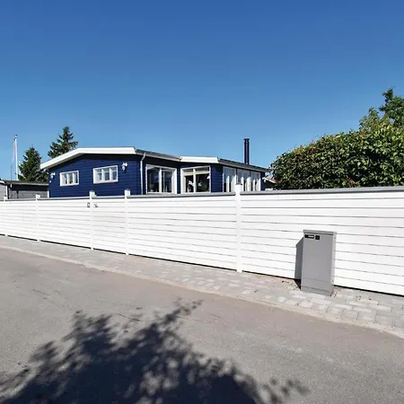 Tatil Evi Three-bedroom In *