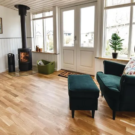 Three-bedroom In Tatil Evi