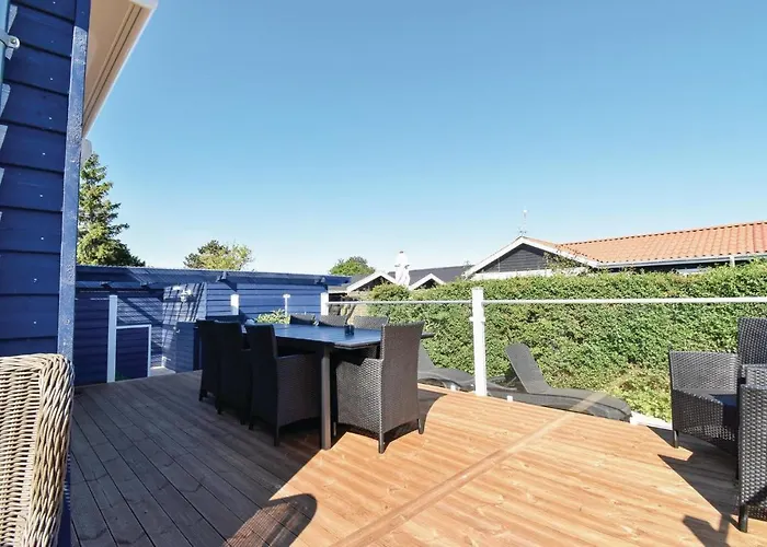Three-bedroom In Nyborg